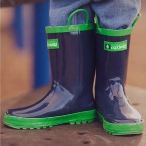 Oaki Loop Handle Boots